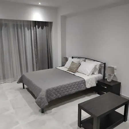 Aloni Corfu Benitses Apartment *