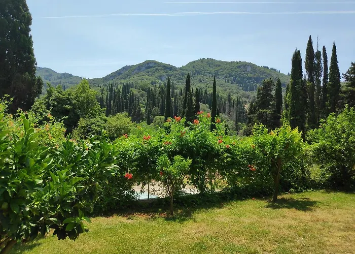 Aloni Corfu Benitses *